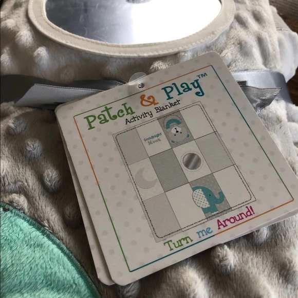 NWT Gender Neutral Activity Blanket - Picture 3 of 3